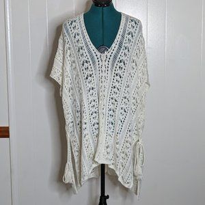Adreamly Openwork Tunic Top. Size L-XL.